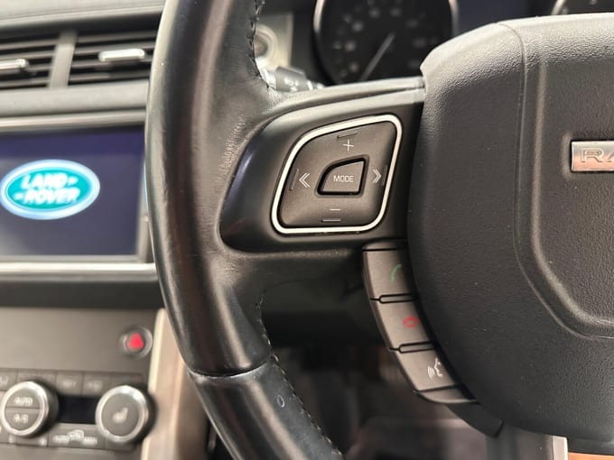 2025 Land Rover Range Rover Evoque