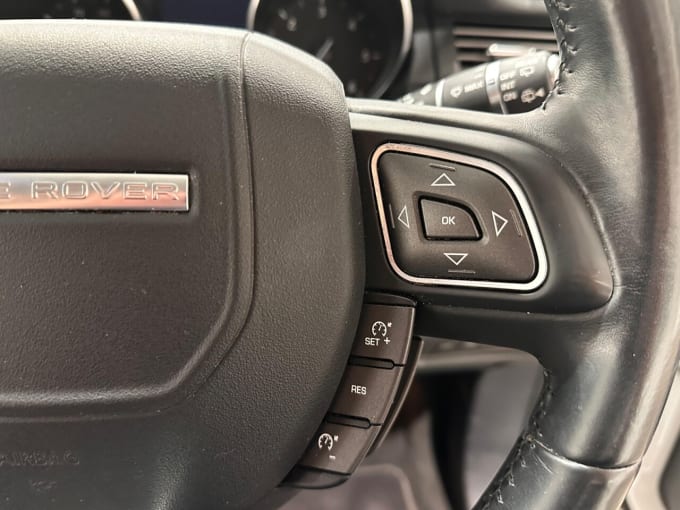2025 Land Rover Range Rover Evoque
