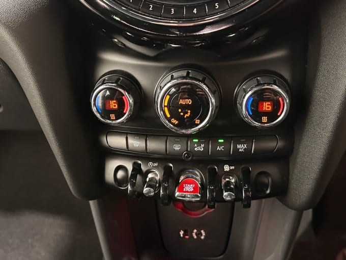 2025 Mini Hatch