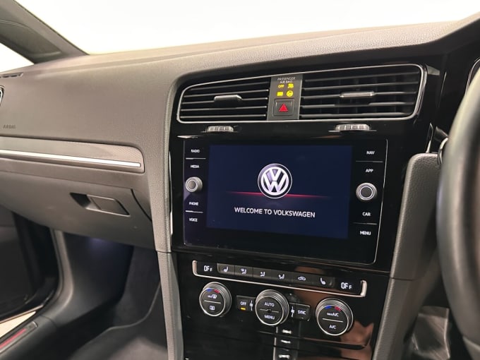 2019 Volkswagen Golf