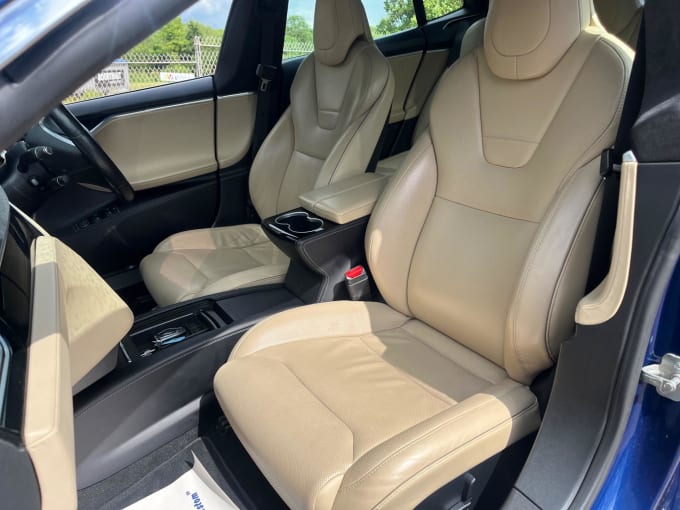 2025 Tesla Model S