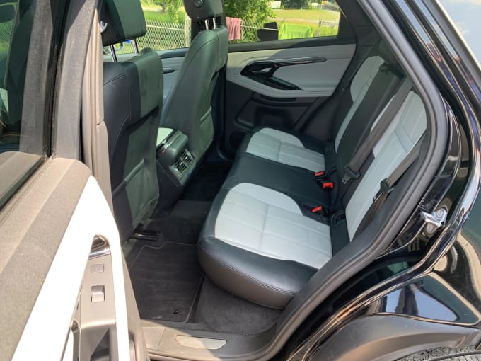 2025 Land Rover Range Rover Evoque