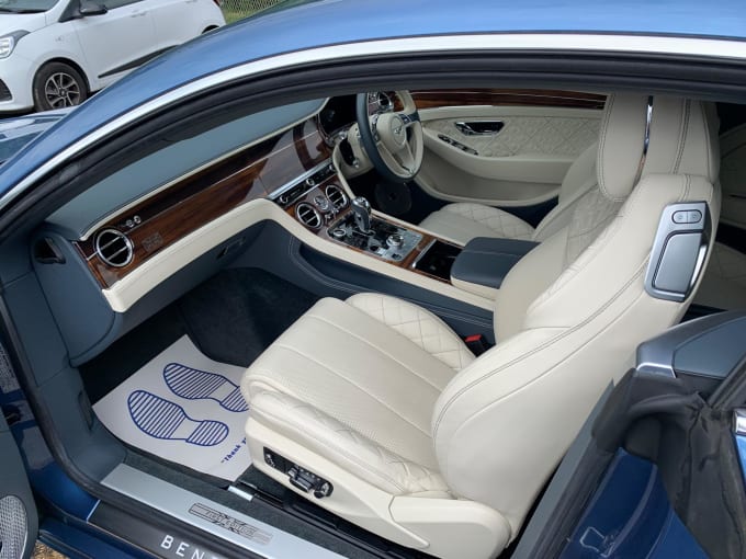 2025 Bentley Continental