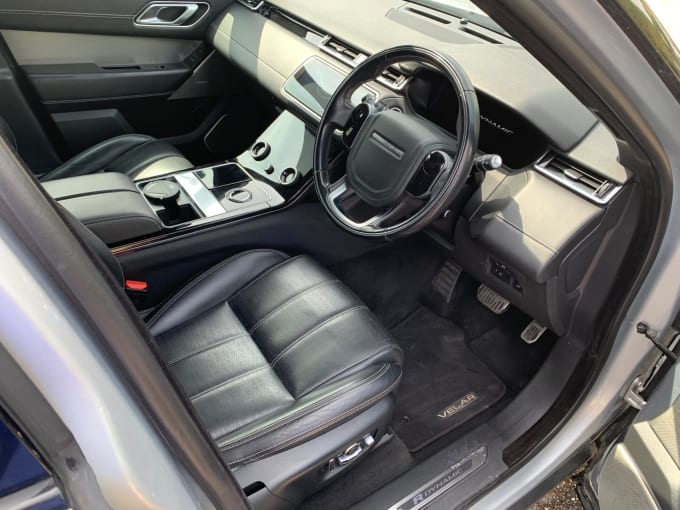 2025 Land Rover Range Rover Velar