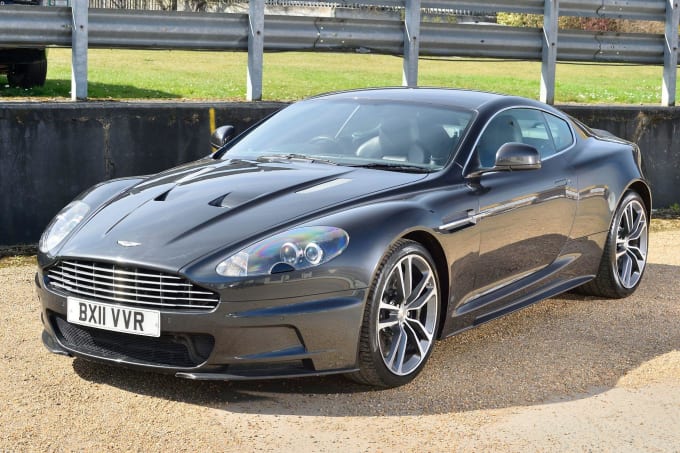 2025 Aston Martin Dbs