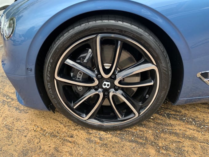 2025 Bentley Continental