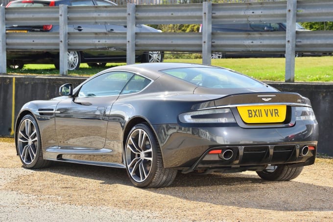 2025 Aston Martin Dbs