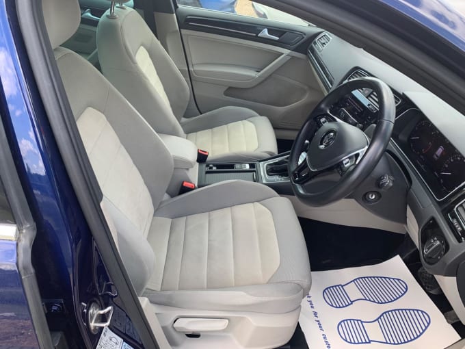 2019 Volkswagen Golf