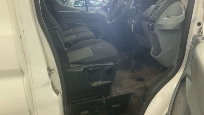 2025 Ford Transit