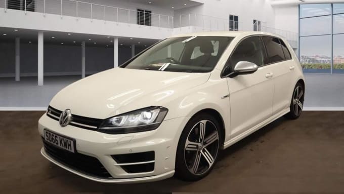 2024 Volkswagen Golf