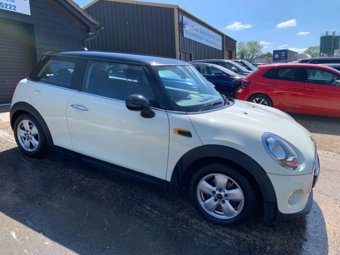 2025 Mini Hatch