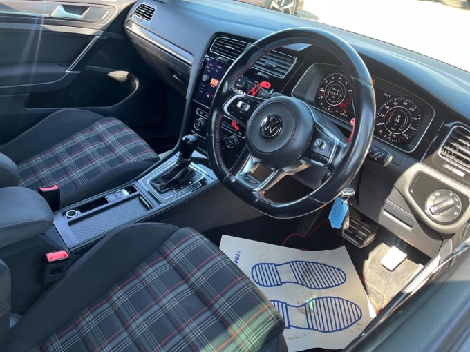 2025 Volkswagen Golf