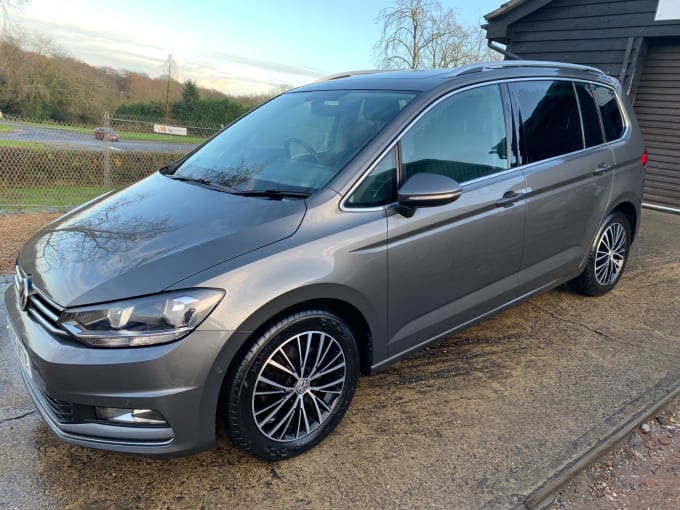 2024 Volkswagen Touran