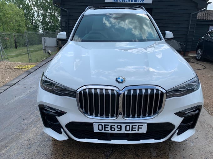 2025 BMW X7