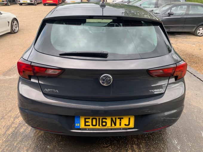 2025 Vauxhall Astra