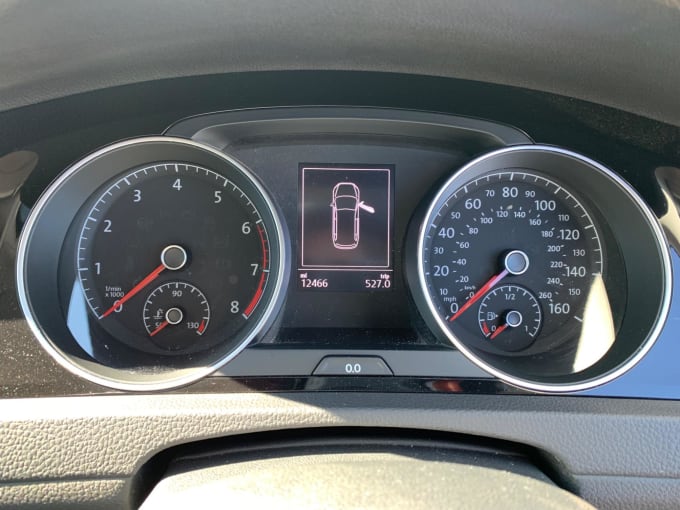 2025 Volkswagen Golf