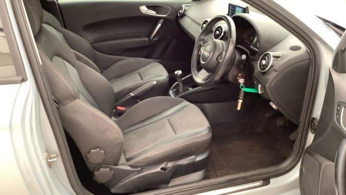 2025 Audi A1