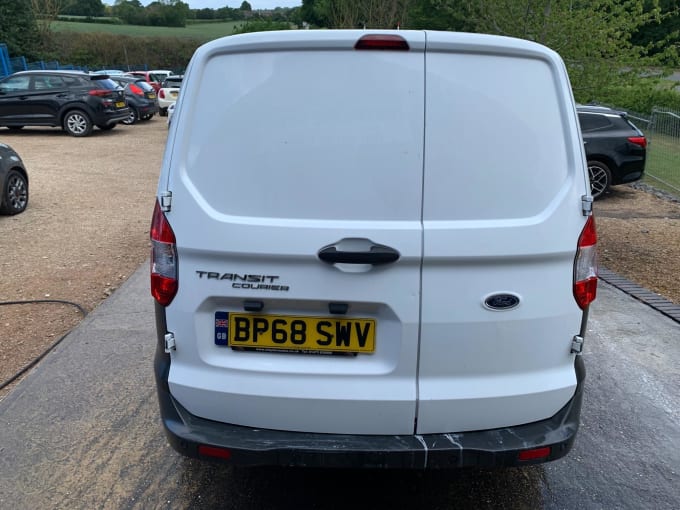 2025 Ford Transit Courier