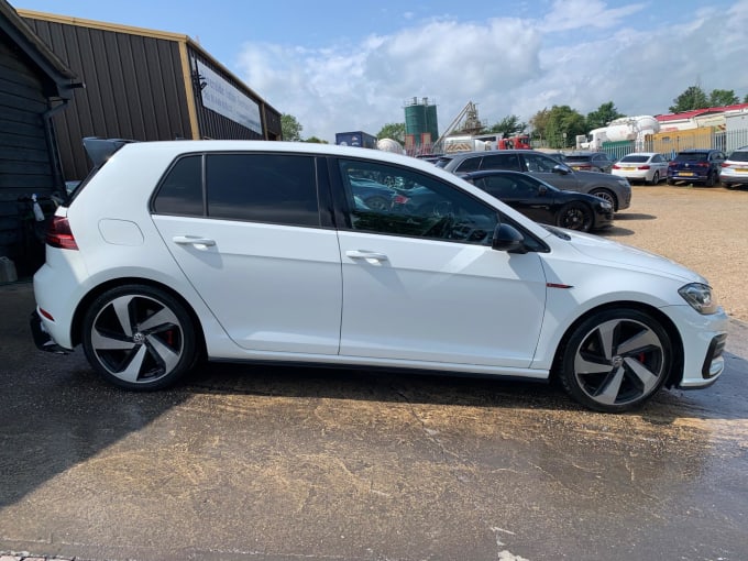 2025 Volkswagen Golf