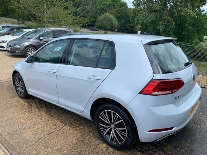 2025 Volkswagen Golf