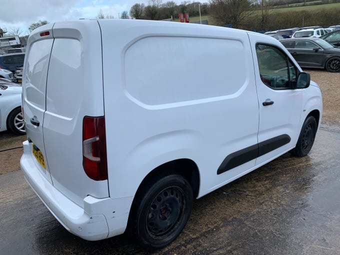 2025 Vauxhall Combo