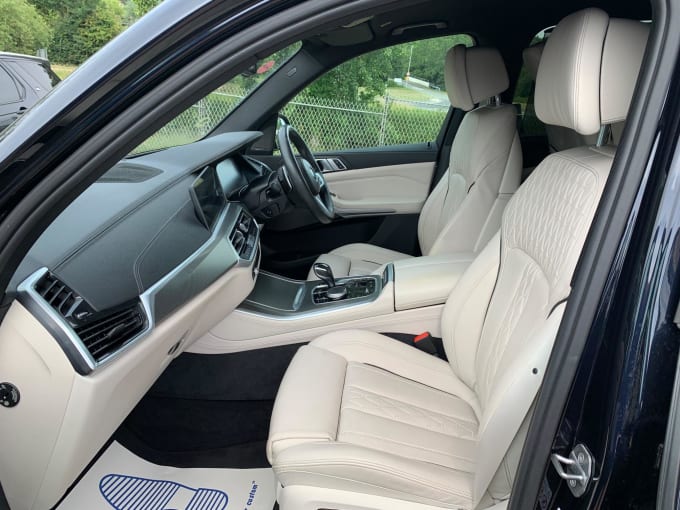 2025 BMW X5