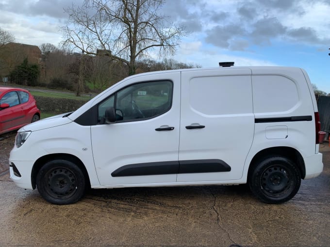 2025 Vauxhall Combo