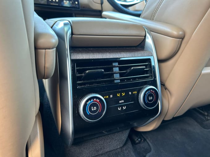 2025 Land Rover Range Rover