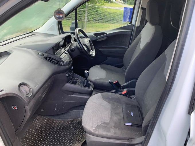 2025 Ford Transit Courier
