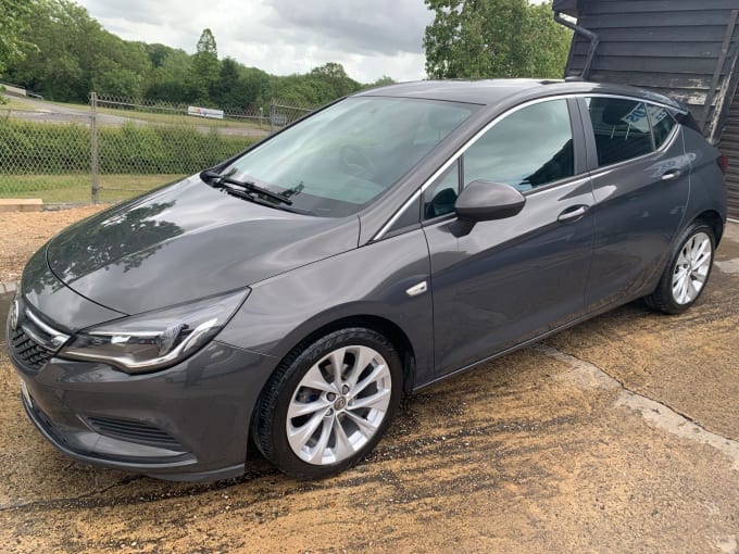 2025 Vauxhall Astra