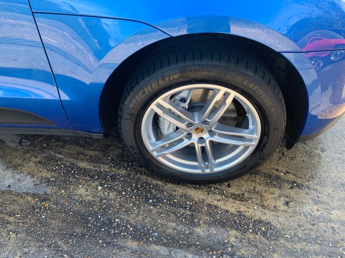 2025 Porsche Macan