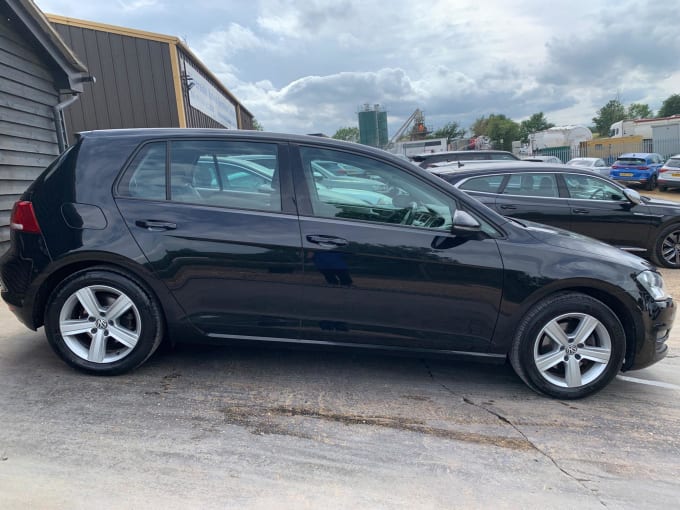 2025 Volkswagen Golf