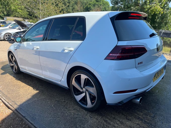 2025 Volkswagen Golf