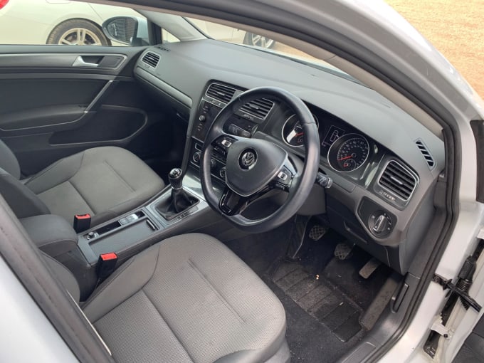 2025 Volkswagen Golf