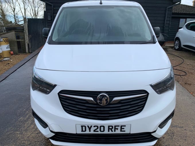 2025 Vauxhall Combo