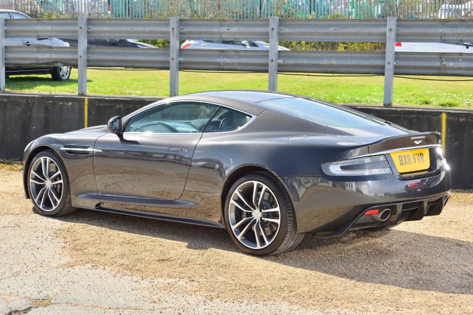 2025 Aston Martin Dbs