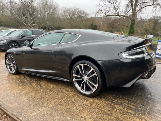 2025 Aston Martin Dbs