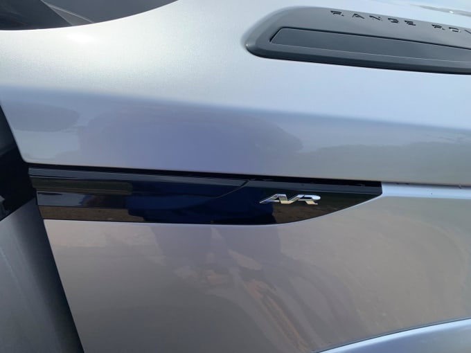 2025 Land Rover Range Rover Velar