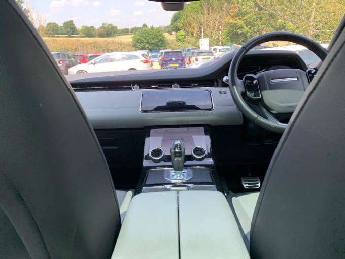 2025 Land Rover Range Rover Evoque