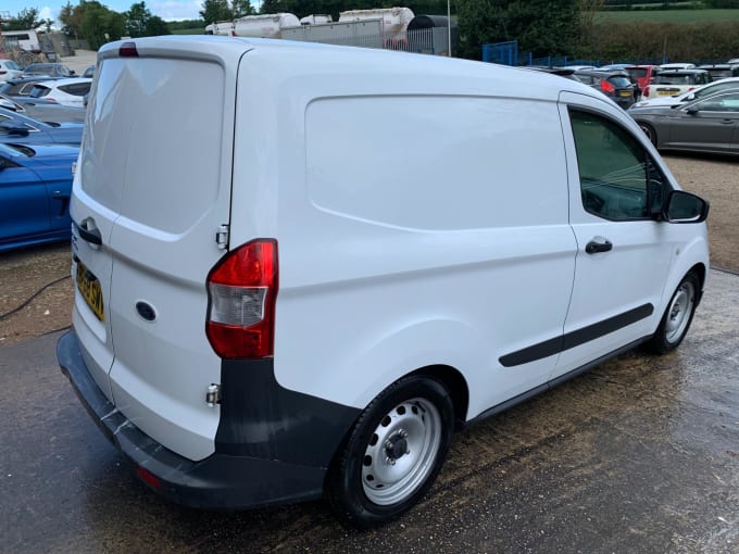 2025 Ford Transit Courier