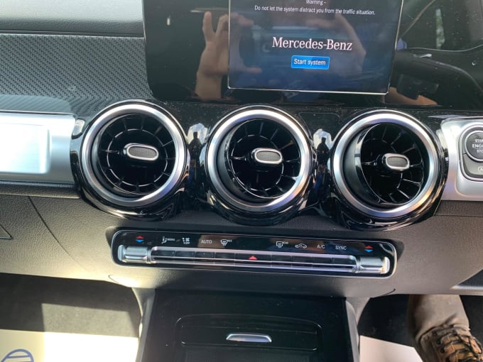 2025 Mercedes-benz Glb