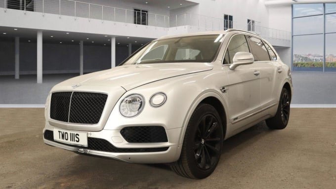 2025 Bentley Bentayga