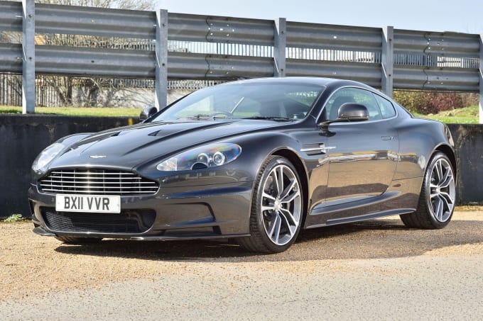 2025 Aston Martin Dbs