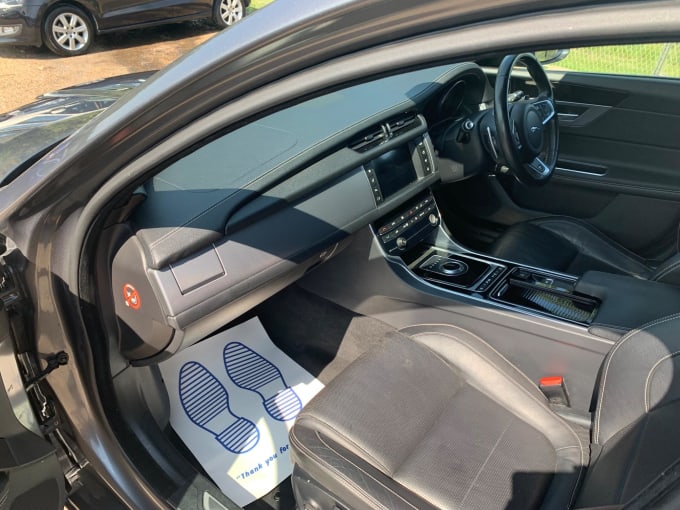 2025 Jaguar Xf
