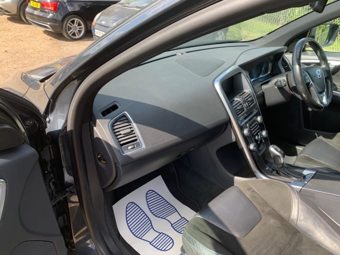 2025 Volvo Xc60