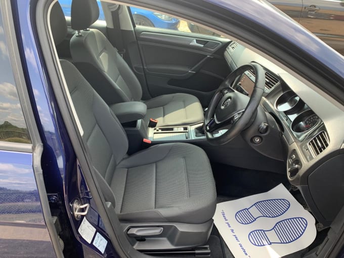 2025 Volkswagen Golf