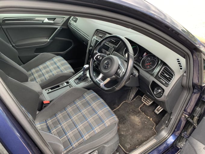 2025 Volkswagen Golf