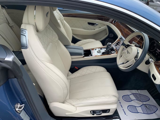 2025 Bentley Continental