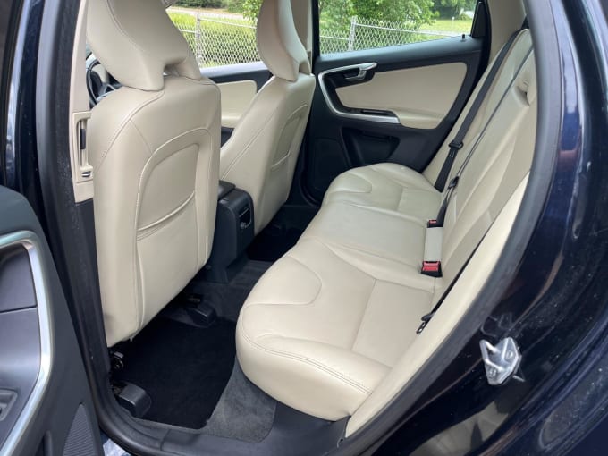 2025 Volvo Xc60
