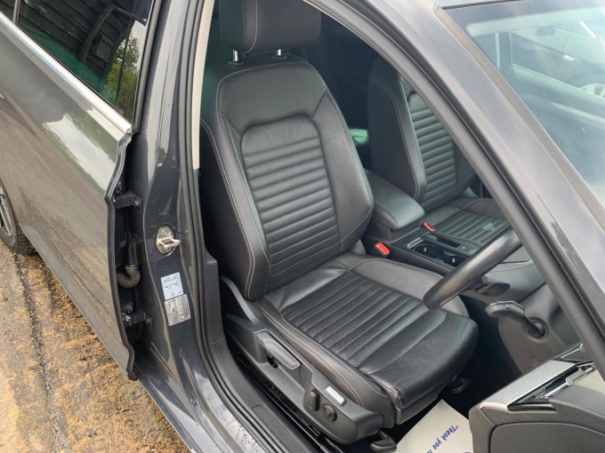 2025 Volkswagen Passat
